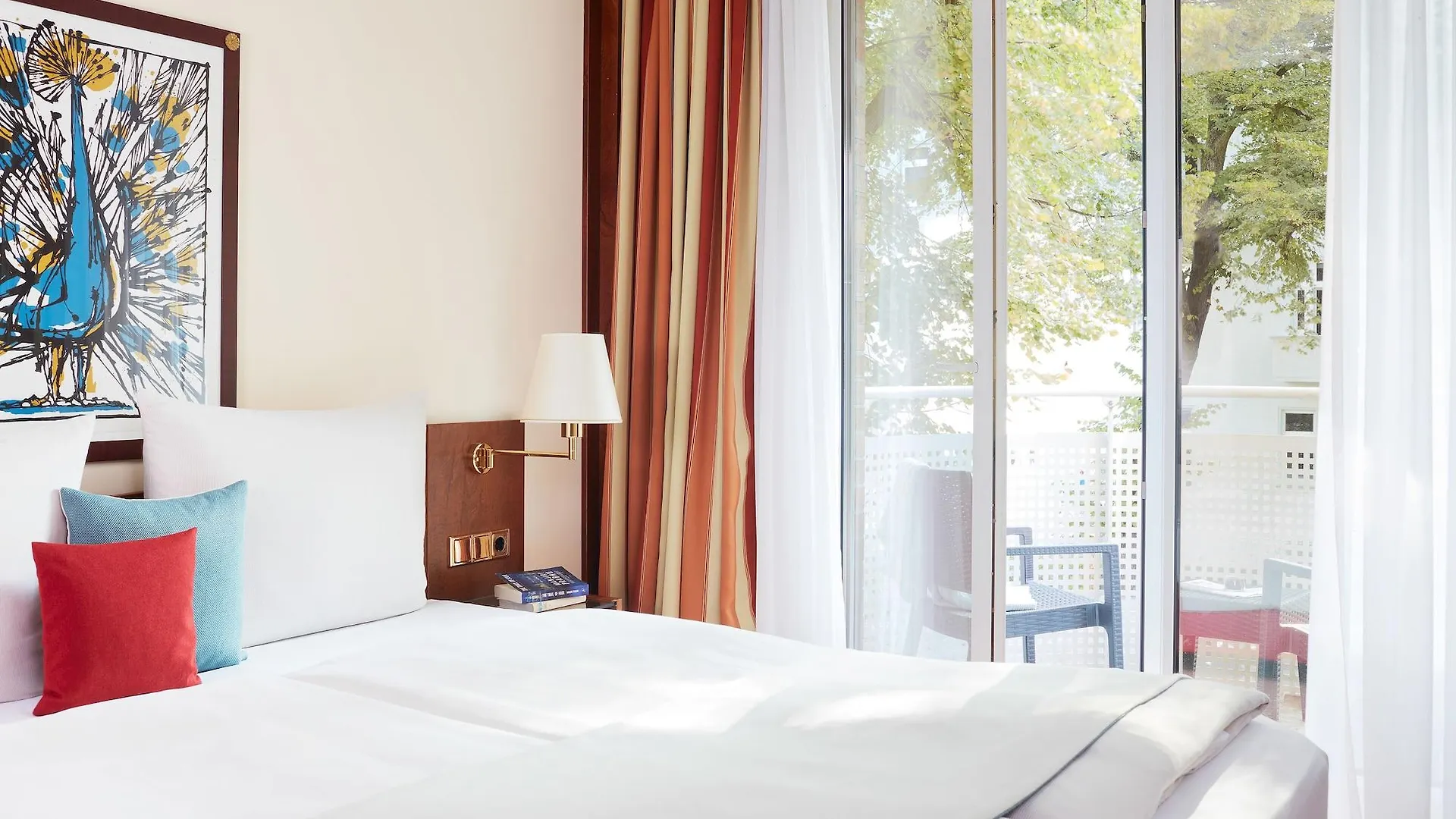 Aparthotel Living Hotel Weissensee Berlino