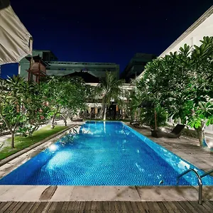 *** Hotel Easy Surf Camp Indonezja