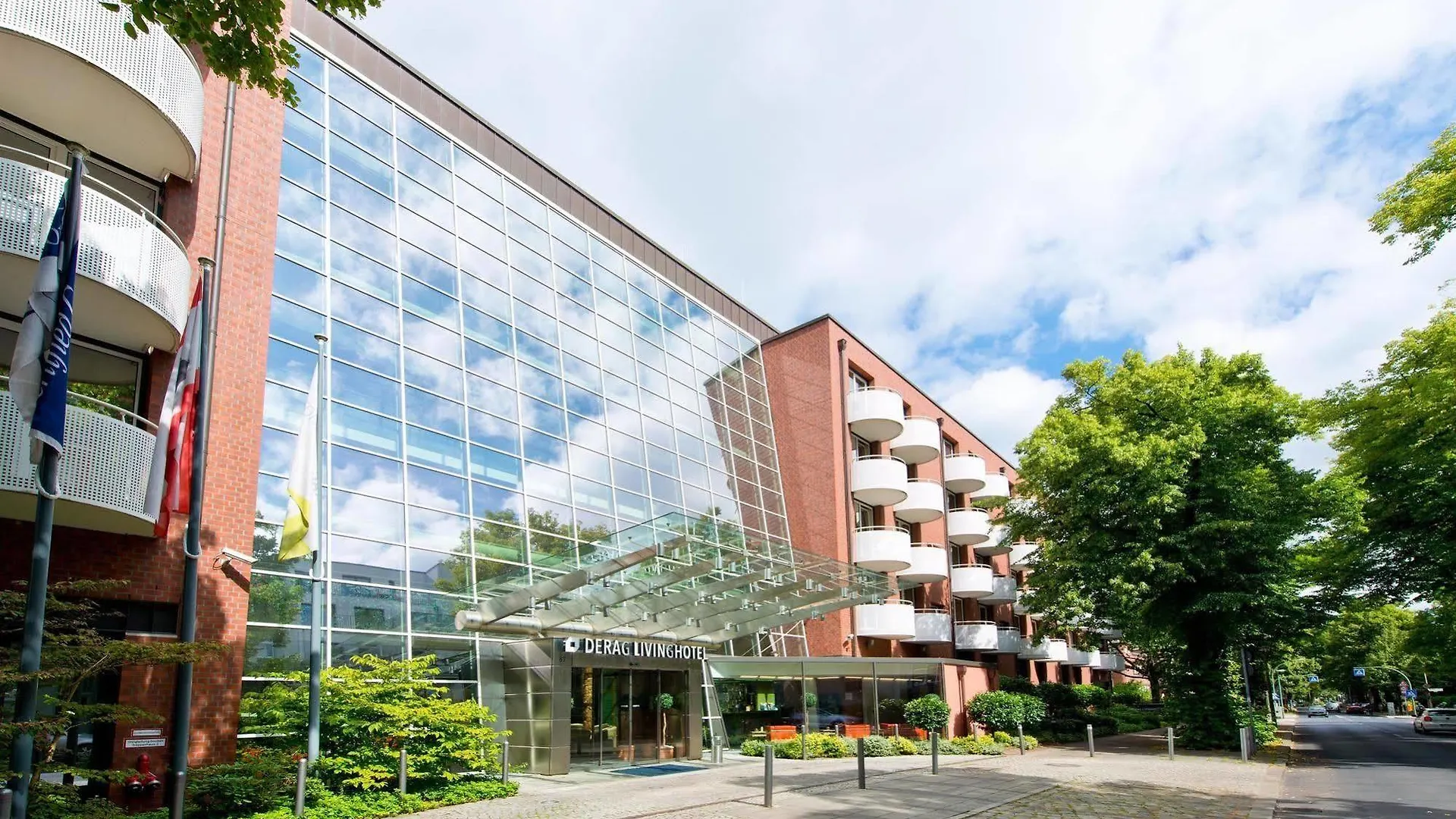 **** Hotel apartamentowy Living Hotel Weissensee Berlin Niemcy